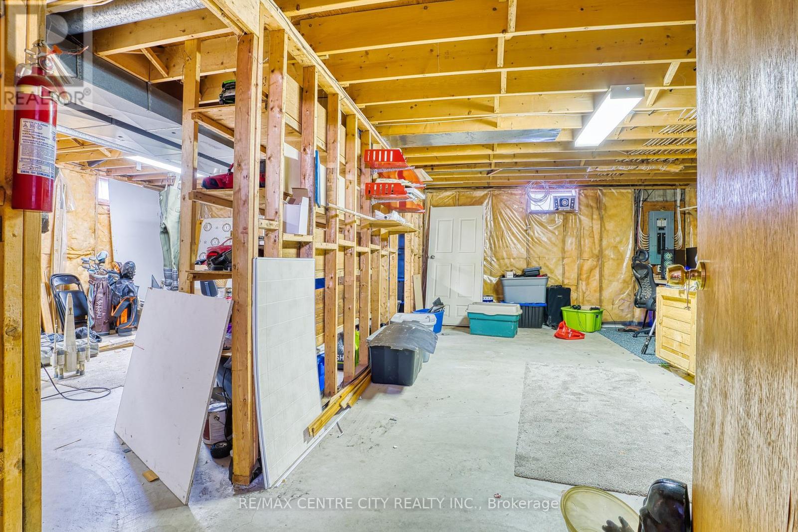 520 Victoria Street, Minto, Ontario  N0G 2P0 - Photo 19 - X12926198