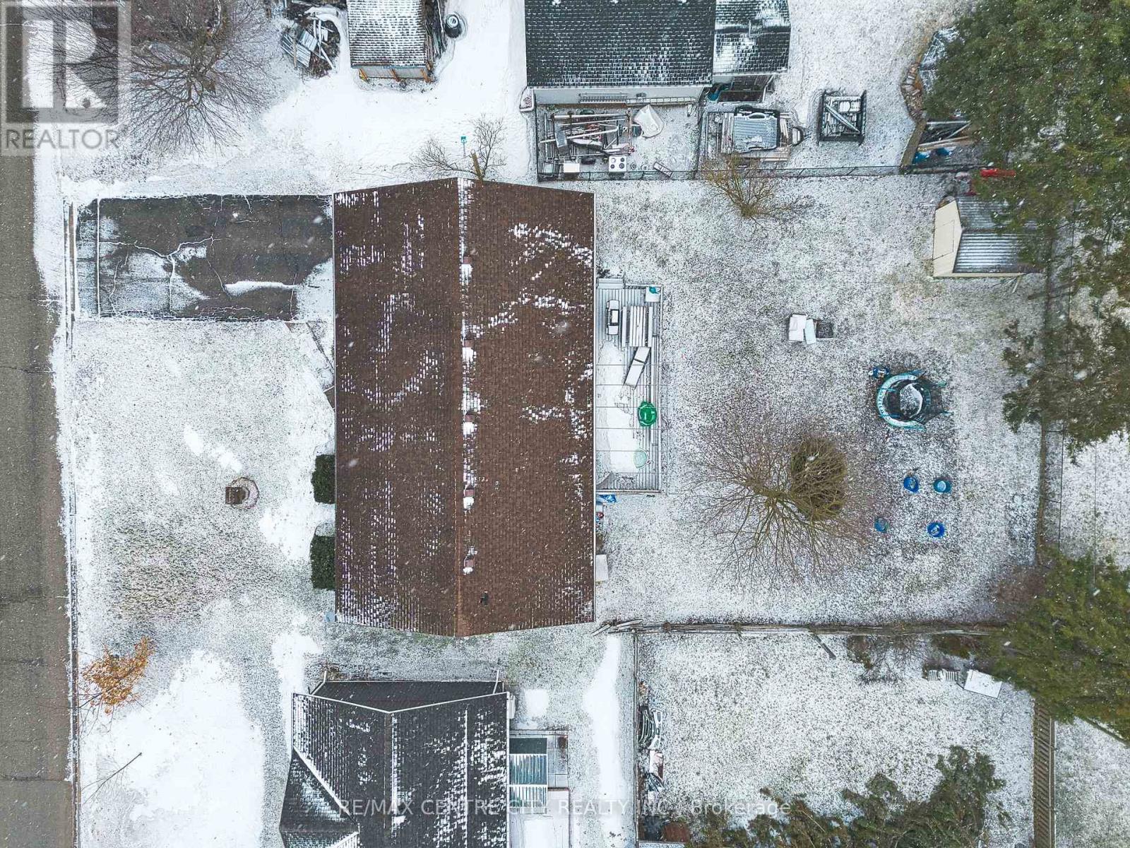 520 Victoria Street, Minto, Ontario  N0G 2P0 - Photo 29 - X12926198