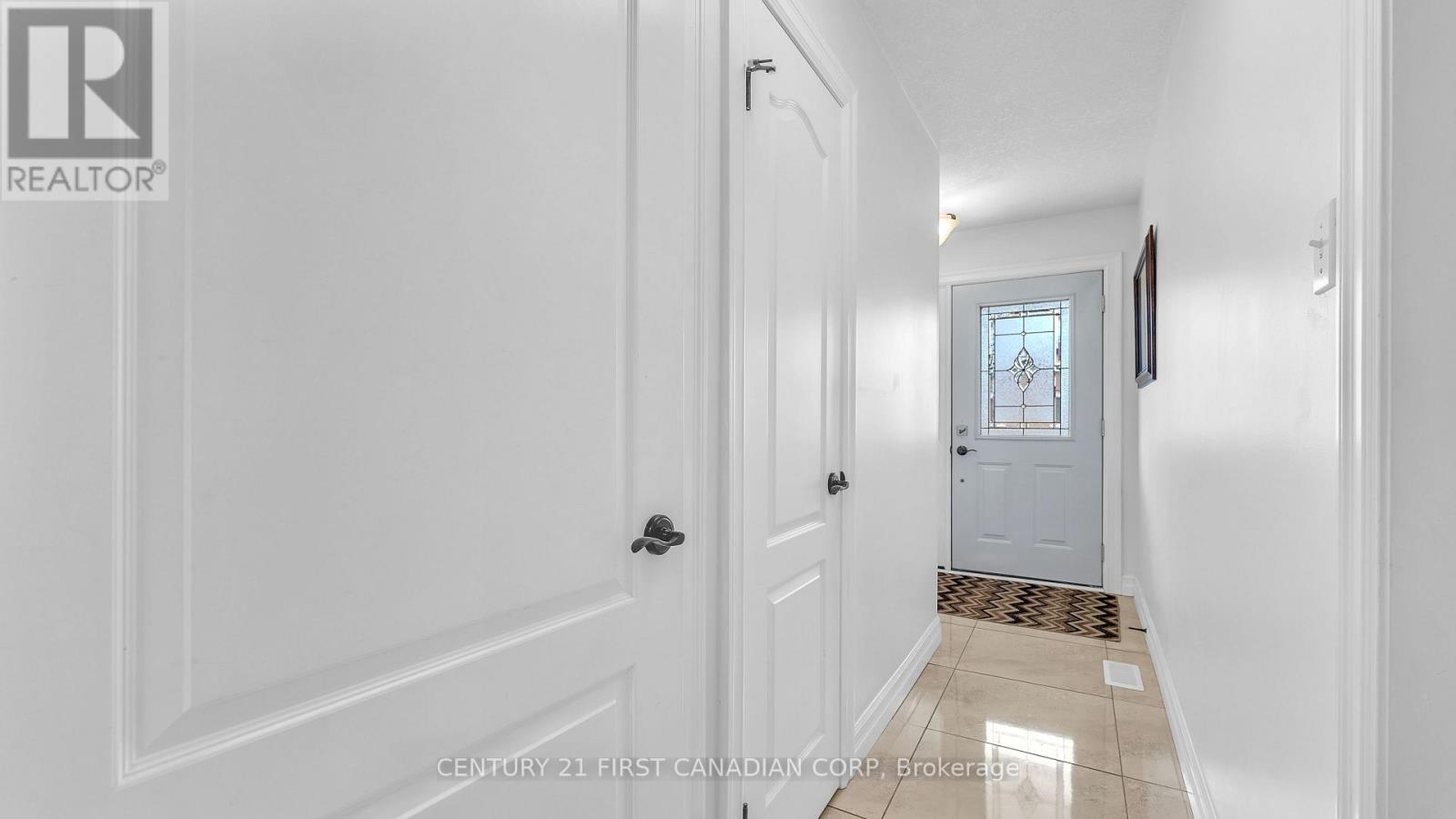 10 Alayne Crescent, London South, Ontario  N6E 2A3 - Photo 10 - X12926224