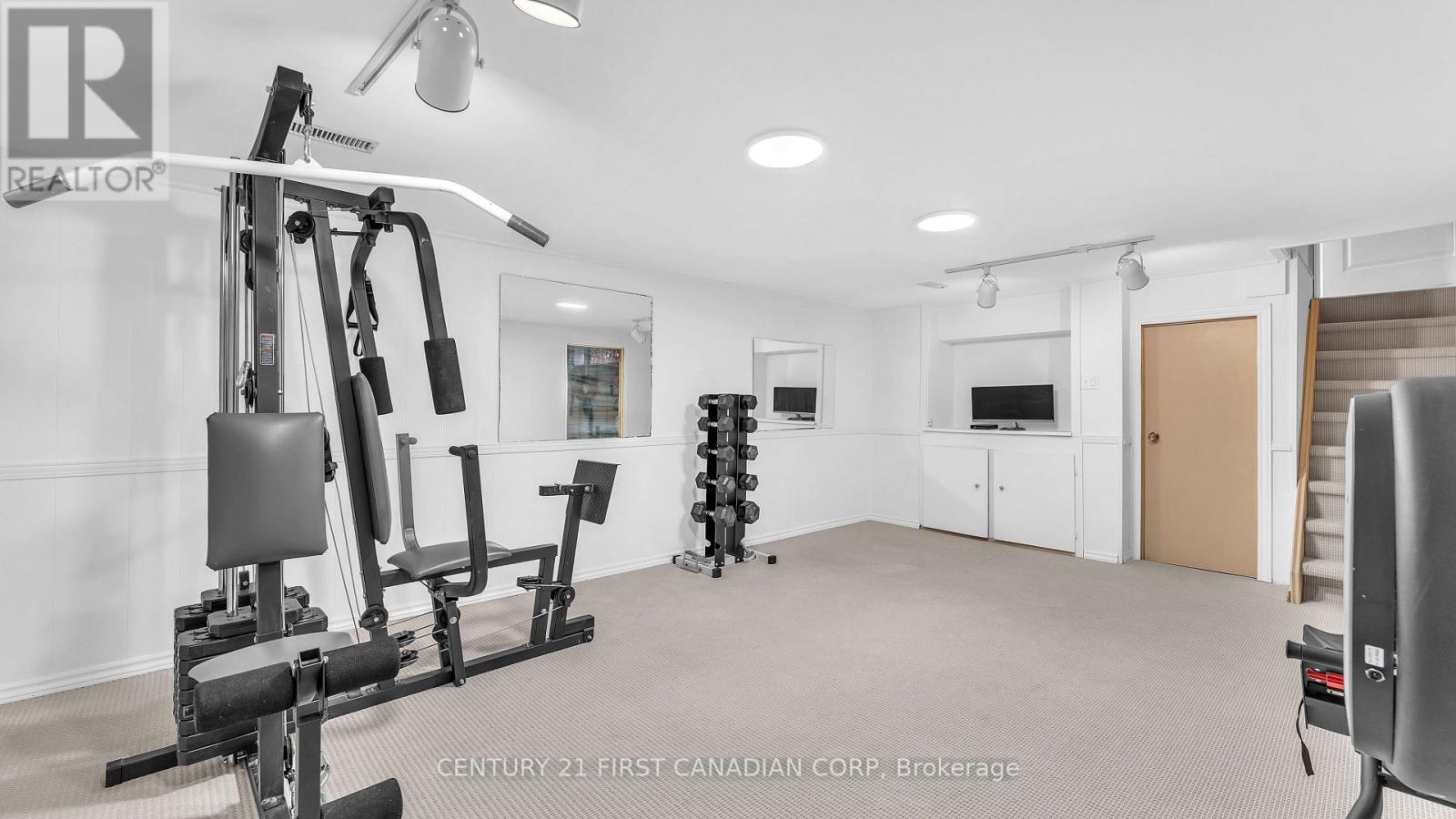 10 Alayne Crescent, London South, Ontario  N6E 2A3 - Photo 13 - X12926224