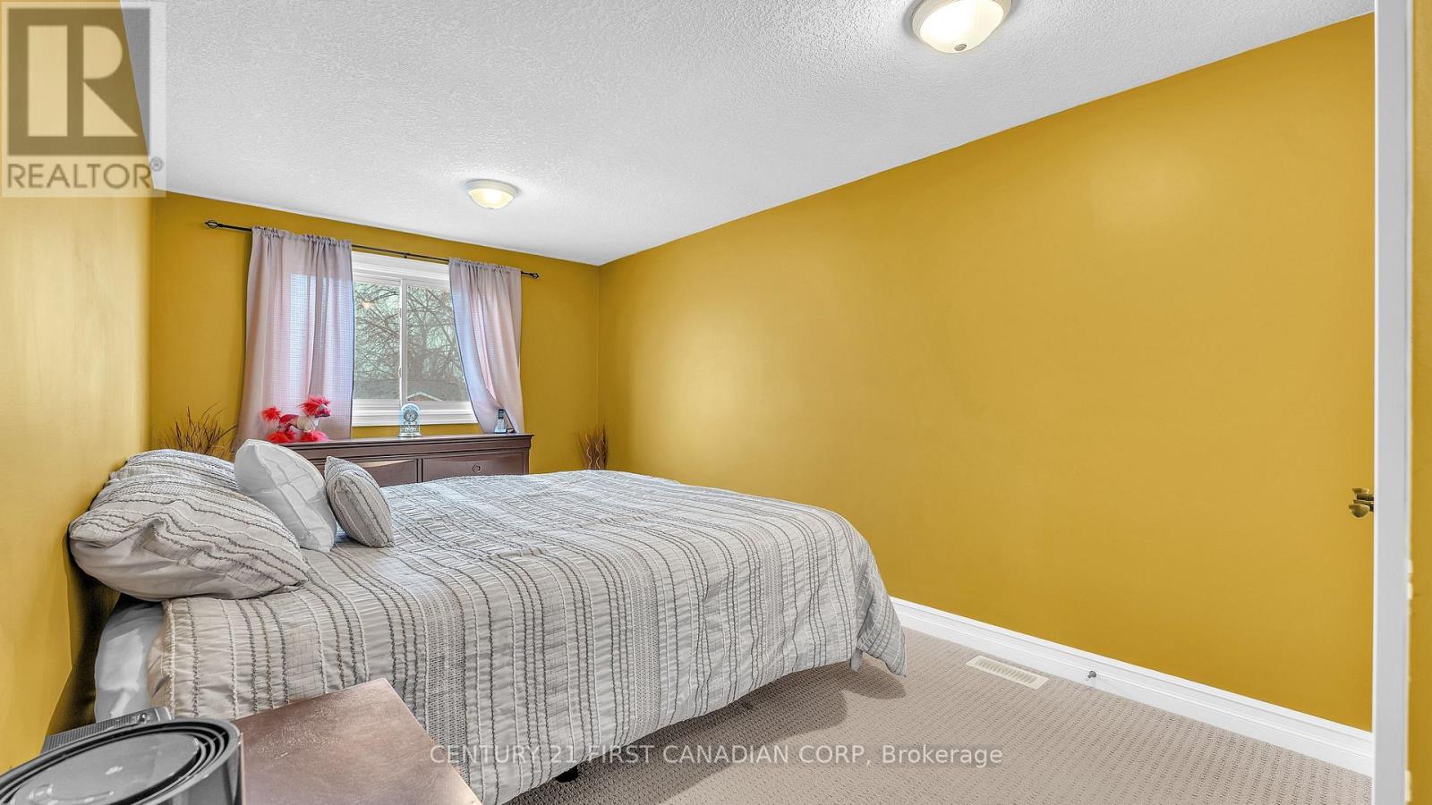 10 Alayne Crescent, London South, Ontario  N6E 2A3 - Photo 15 - X12926224