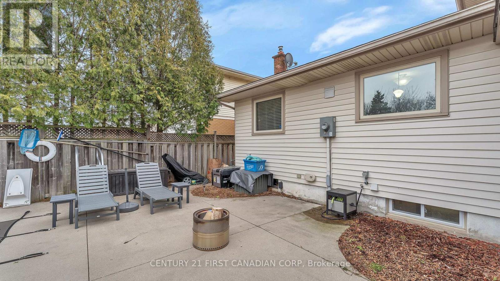 10 Alayne Crescent, London South, Ontario  N6E 2A3 - Photo 29 - X12926224