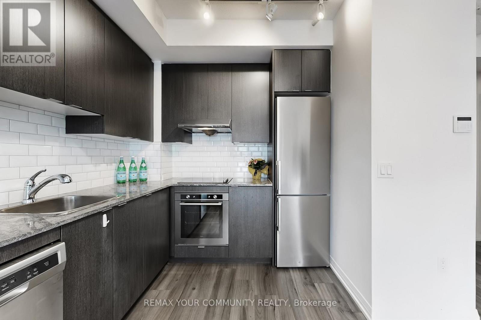 207a - 50 Ann O'reilly Road, Toronto, Ontario  M5J 0C9 - Photo 15 - C12926116