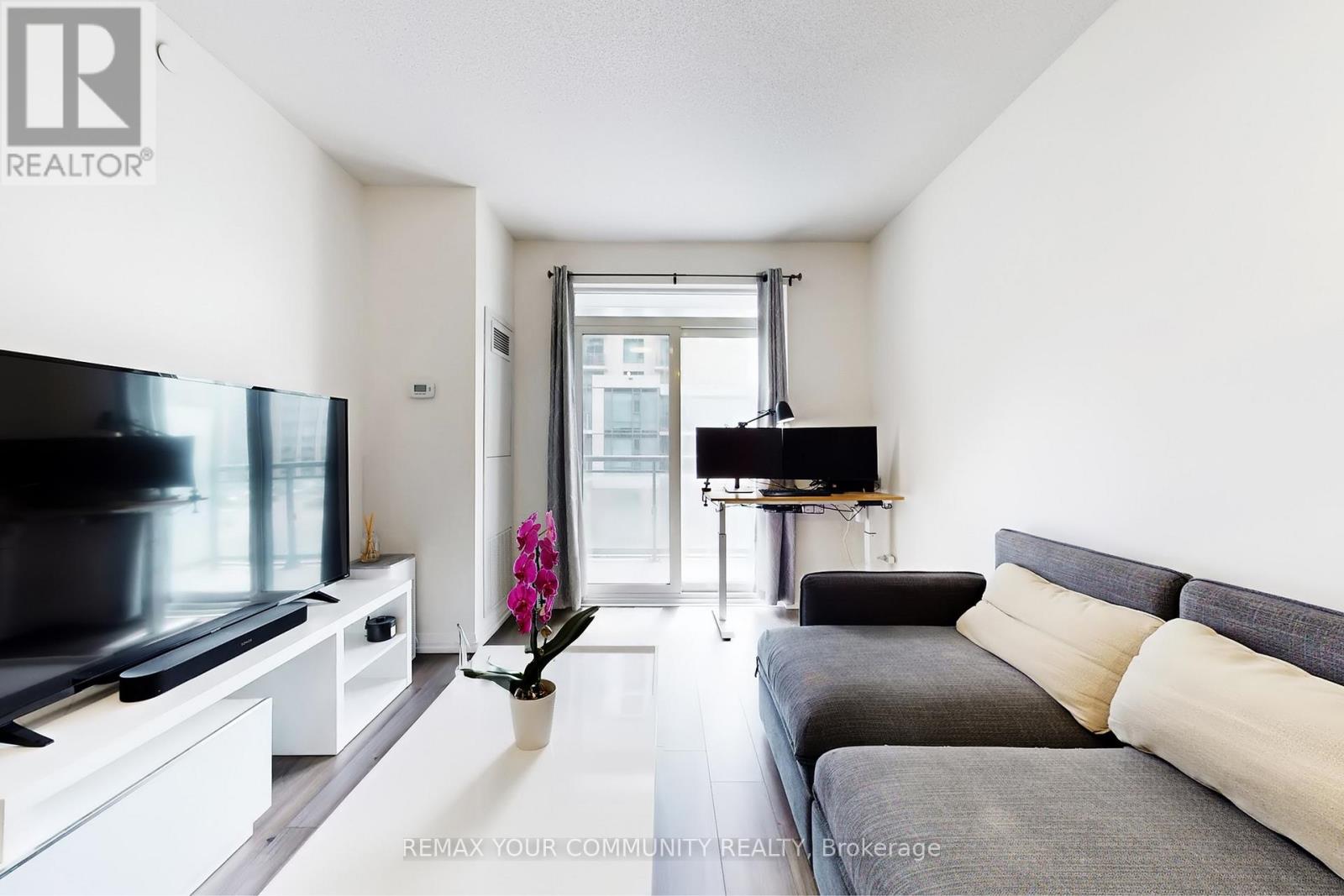 207a - 50 Ann O'reilly Road, Toronto, Ontario  M5J 0C9 - Photo 9 - C12926116