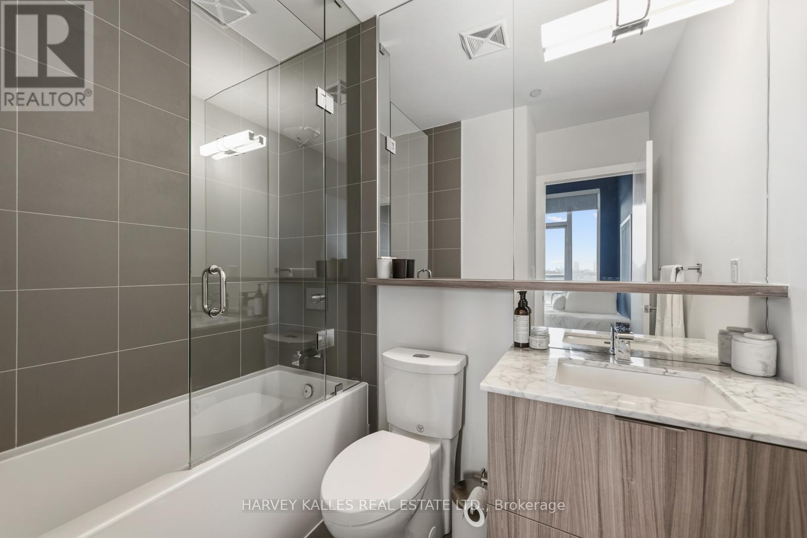 511 - 6 Parkwood Avenue, Toronto (Casa Loma), Ontario  M4V 1V1 - Photo 11 - C12926122