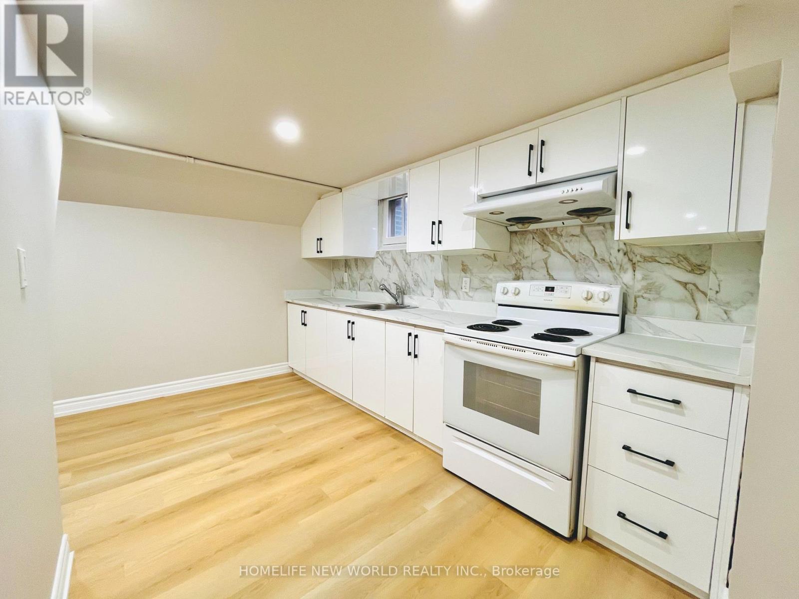 Bsmt - 298 Empress Avenue, Toronto (Willowdale East), Ontario  M2N 3V4 - Photo 4 - C12926174