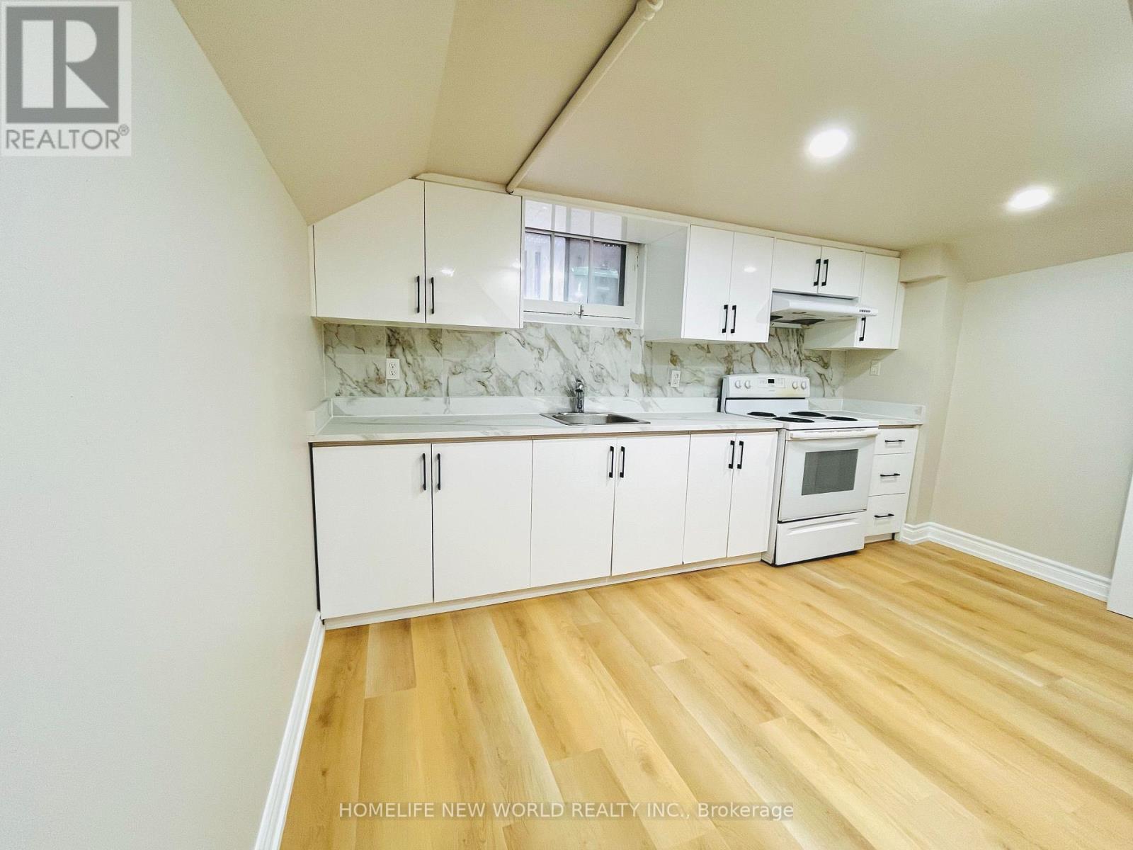 Bsmt - 298 Empress Avenue, Toronto (Willowdale East), Ontario  M2N 3V4 - Photo 7 - C12926174