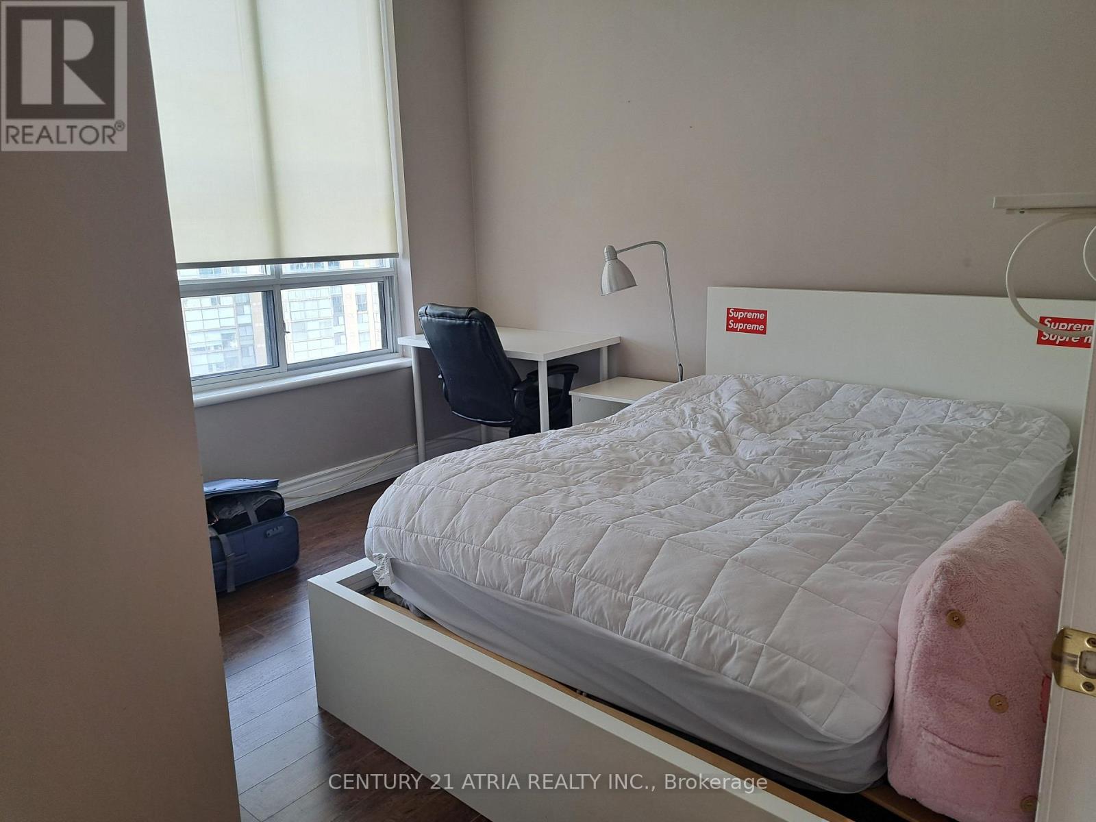 1508 - 28 Byng Avenue, Toronto (Willowdale East), Ontario  M2N 7H4 - Photo 5 - C12926202