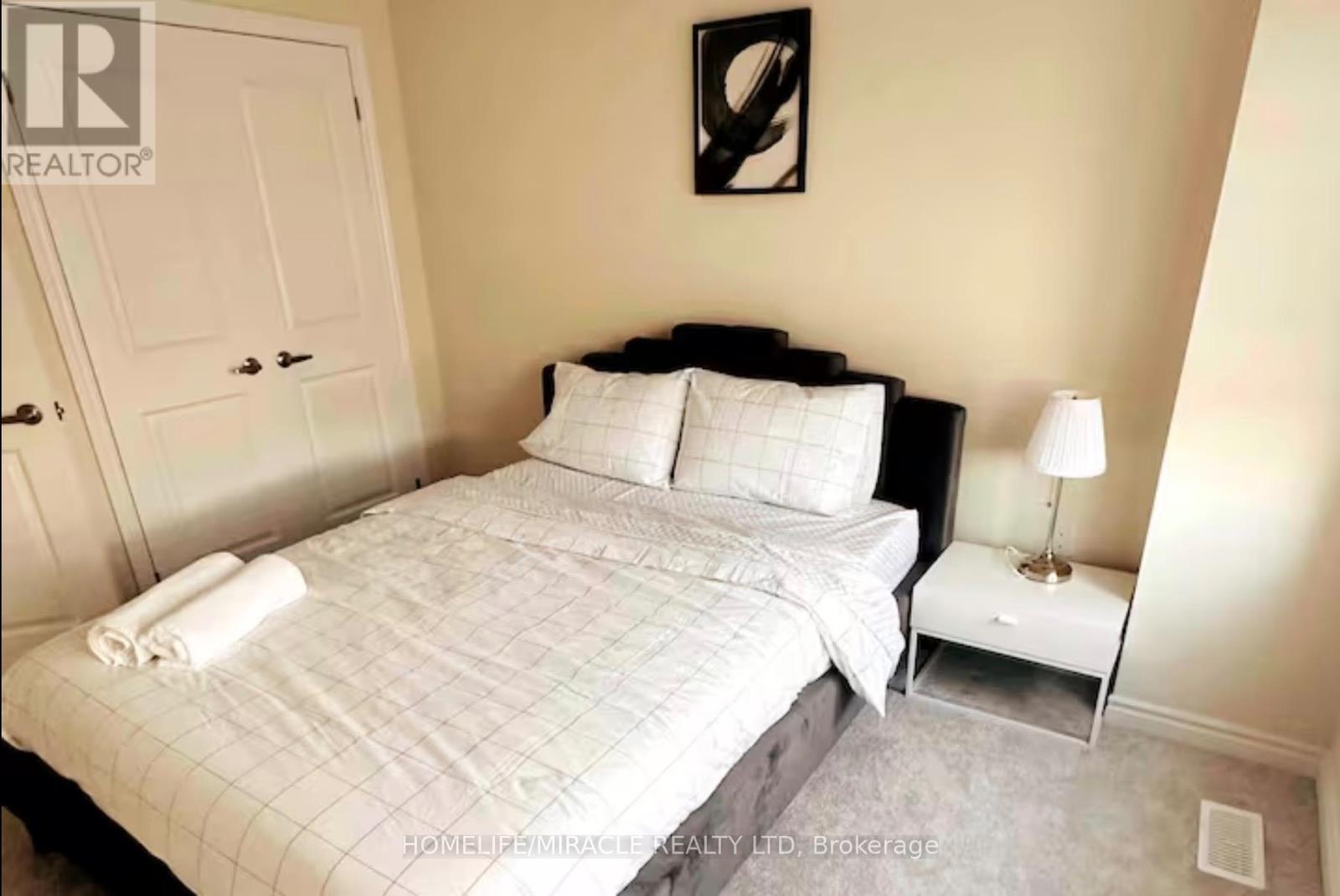 449 Barker Parkway, Thorold, Ontario  L2V 0K7 - Photo 21 - X12919750