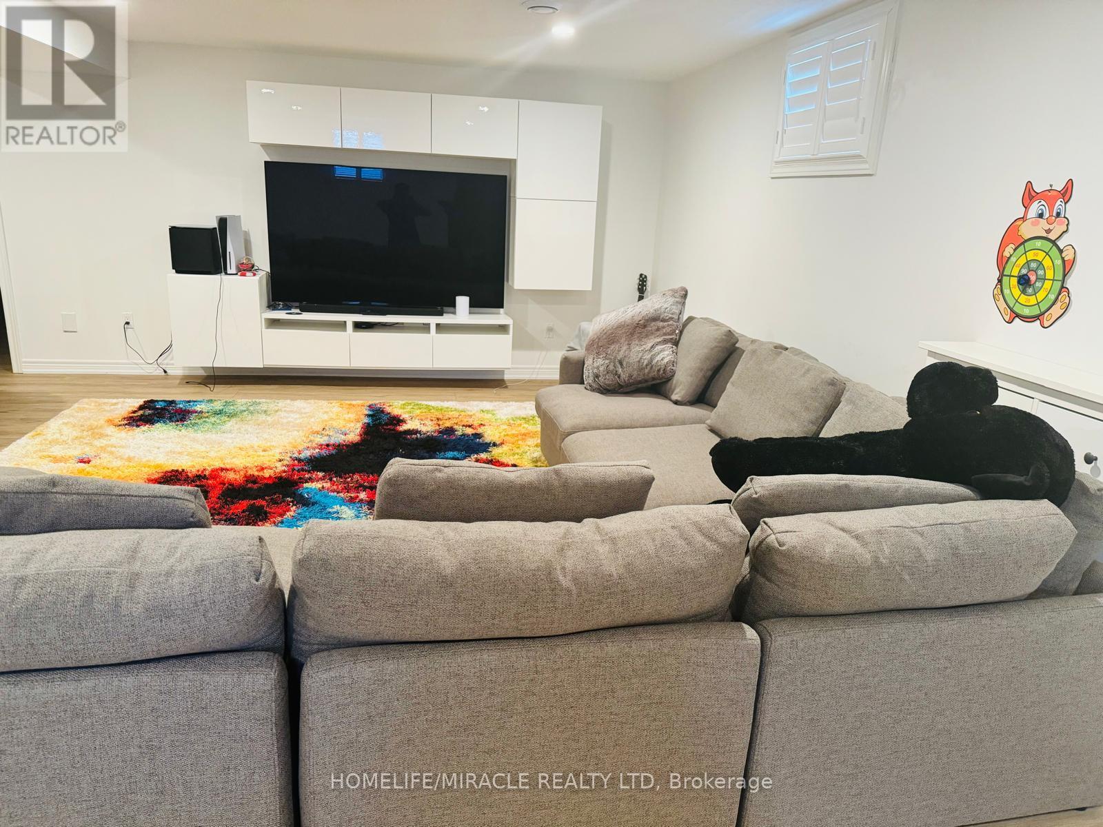 100 Creekside Drive, Welland, Ontario  L3C 0B4 - Photo 22 - X12921268