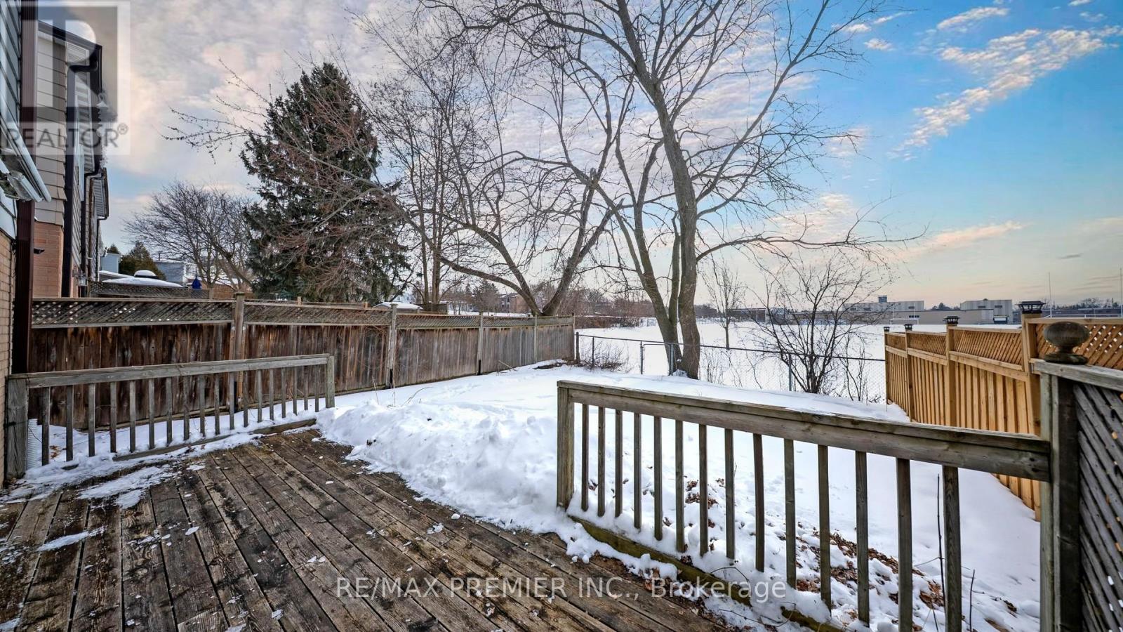 742 Beman Drive, Newmarket (Huron Heights-Leslie Valley), Ontario  L3Y 4Z2 - Photo 47 - N12926114