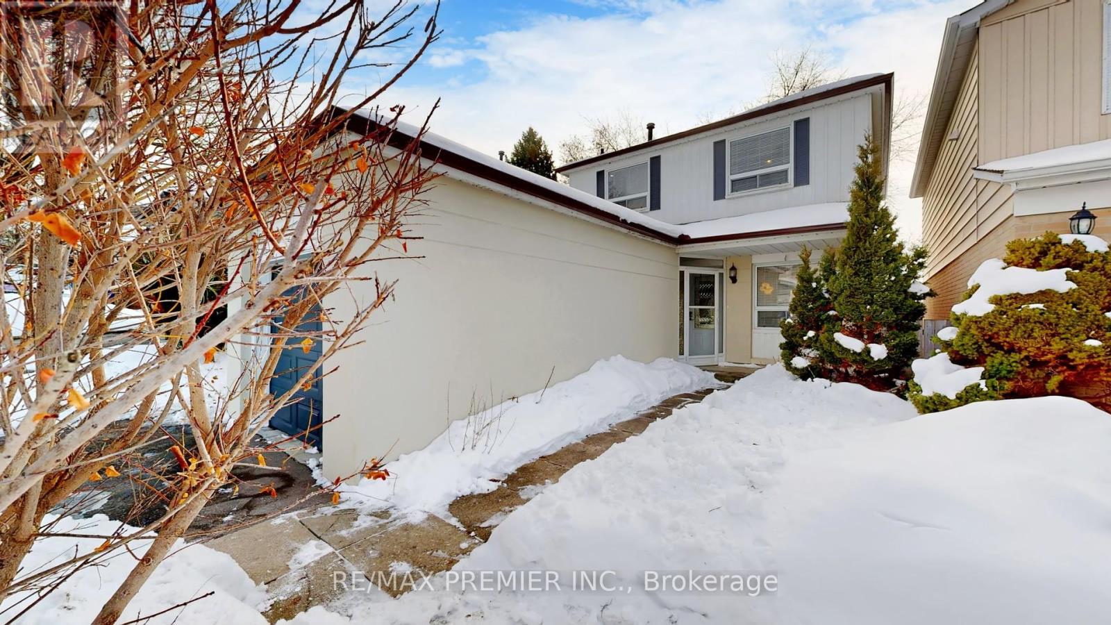 742 Beman Drive, Newmarket (Huron Heights-Leslie Valley), Ontario  L3Y 4Z2 - Photo 7 - N12926114