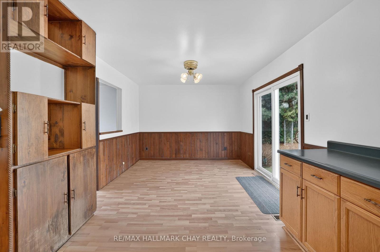 42 Princess Drive, Adjala-Tosorontio (Lisle), Ontario  L0M 1M0 - Photo 12 - N12926170