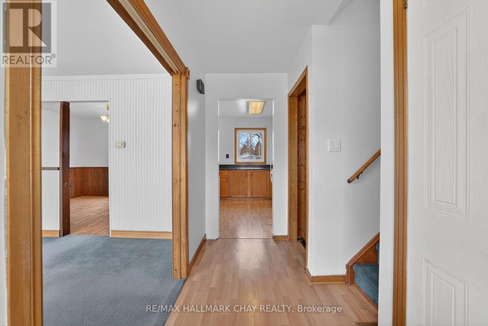 42 Princess Drive, Adjala-Tosorontio (Lisle), Ontario  L0M 1M0 - Photo 5 - N12926170