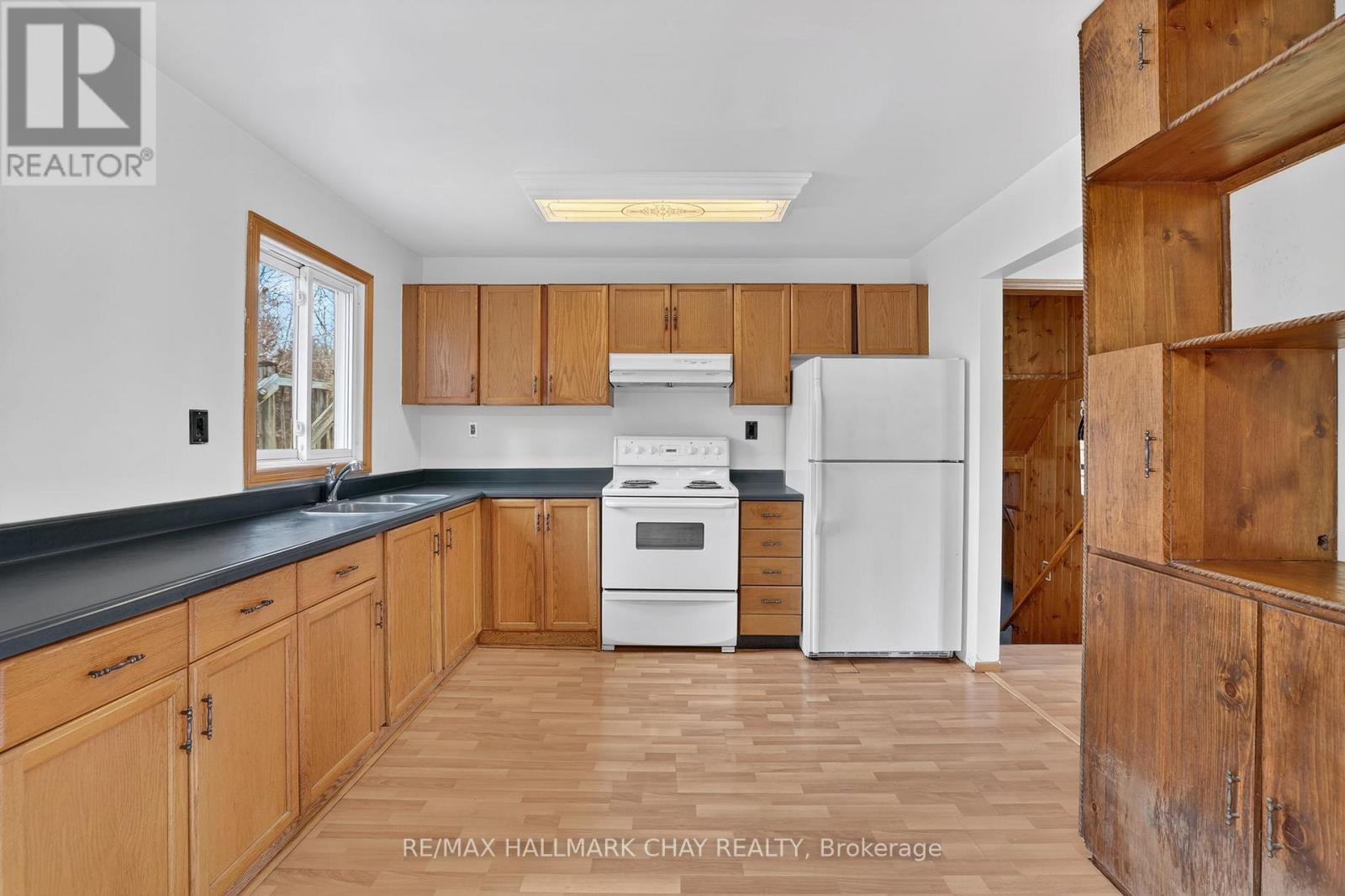 42 Princess Drive, Adjala-Tosorontio (Lisle), Ontario  L0M 1M0 - Photo 7 - N12926170