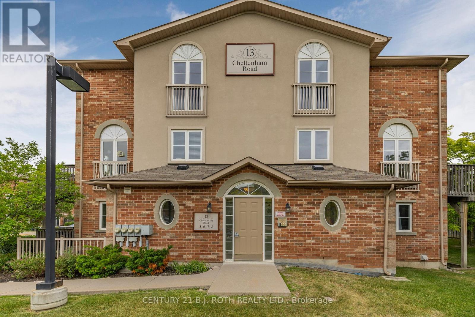 7 - 13 CHELTENHAM ROAD, Barrie, Ontario