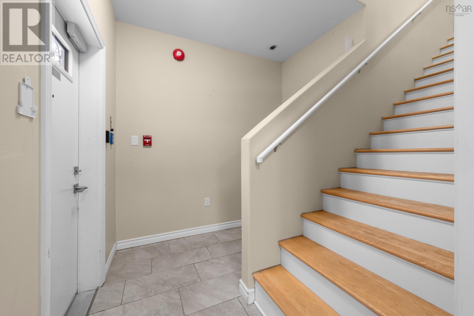 48 Elm Street, Bridgewater, Nova Scotia  B4V 2V4 - Photo 16 - 202601069