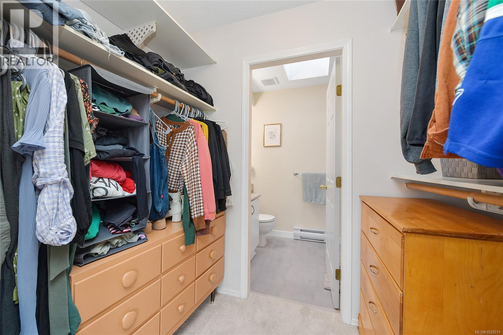 302 9945 Fifth St, Sidney, British Columbia  V8L 5L8 - Photo 19 - 1029231