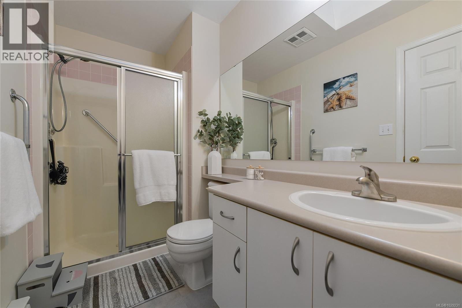 302 9945 Fifth St, Sidney, British Columbia  V8L 5L8 - Photo 20 - 1029231