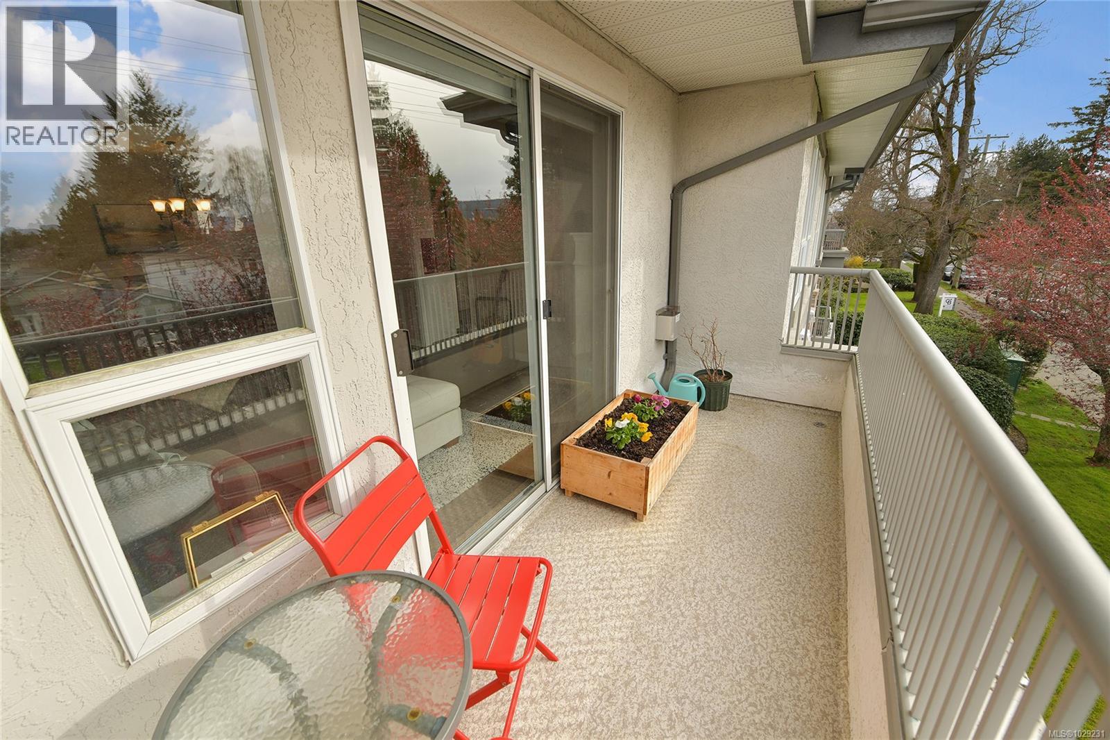 302 9945 Fifth St, Sidney, British Columbia  V8L 5L8 - Photo 30 - 1029231