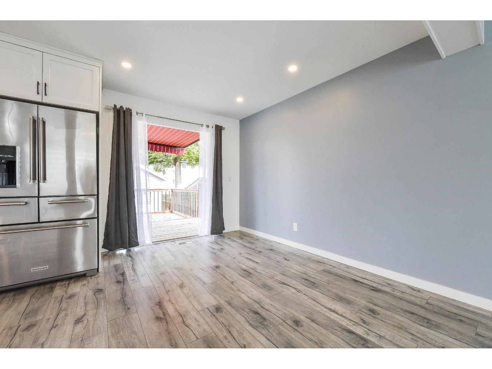 31921 Starling Avenue, Mission, British Columbia  V2V 4T8 - Photo 6 - R3102210