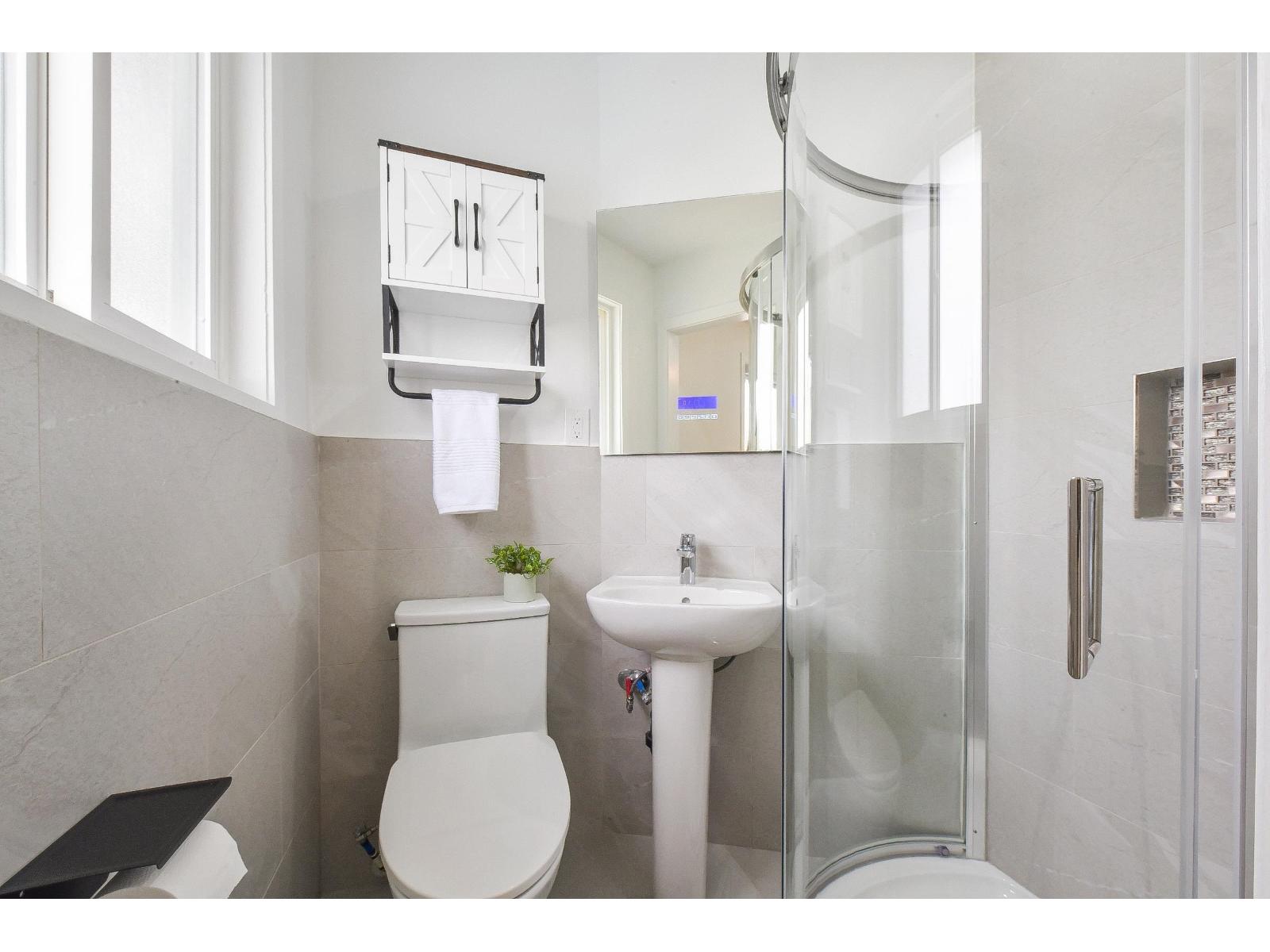 31921 Starling Avenue, Mission, British Columbia  V2V 4T8 - Photo 15 - R3102210