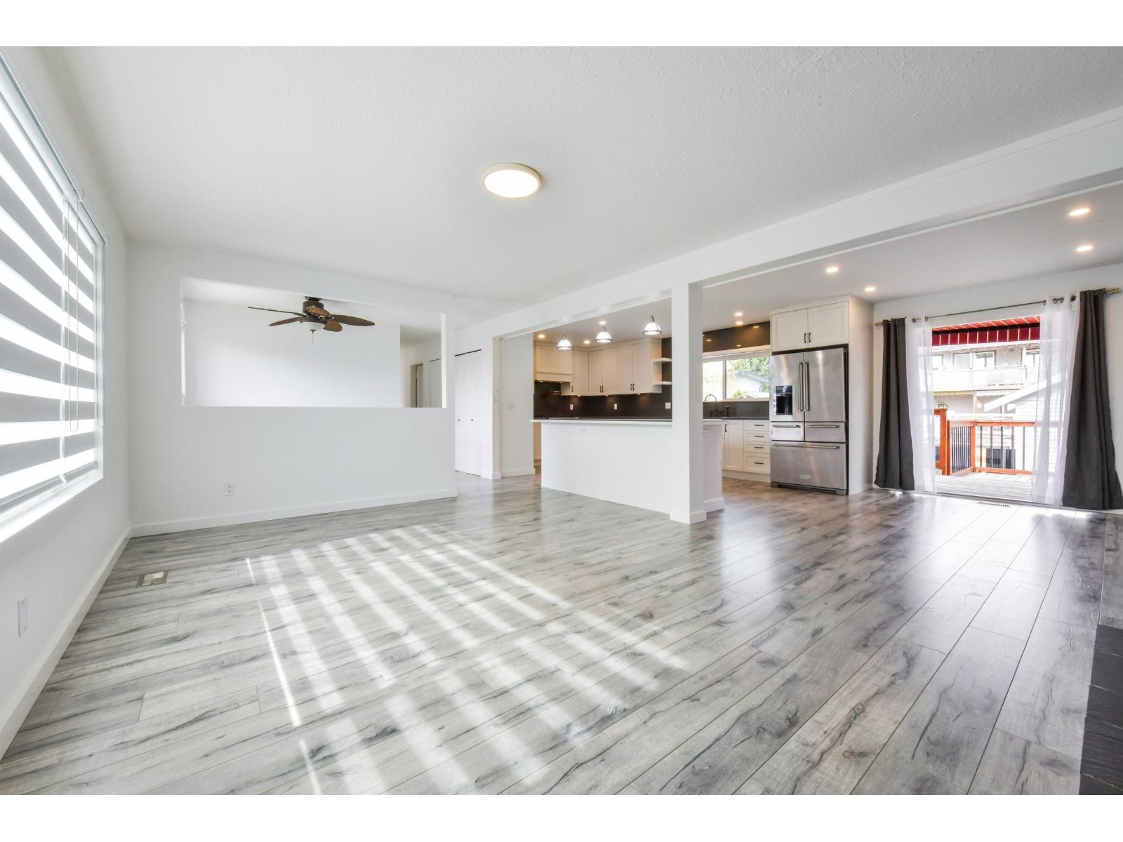 31921 Starling Avenue, Mission, British Columbia  V2V 4T8 - Photo 3 - R3102210