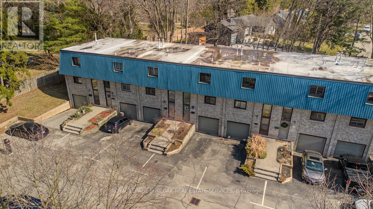 621 Francis Road, Burlington, Ontario  L7T 3X6 - Photo 38 - W12926172