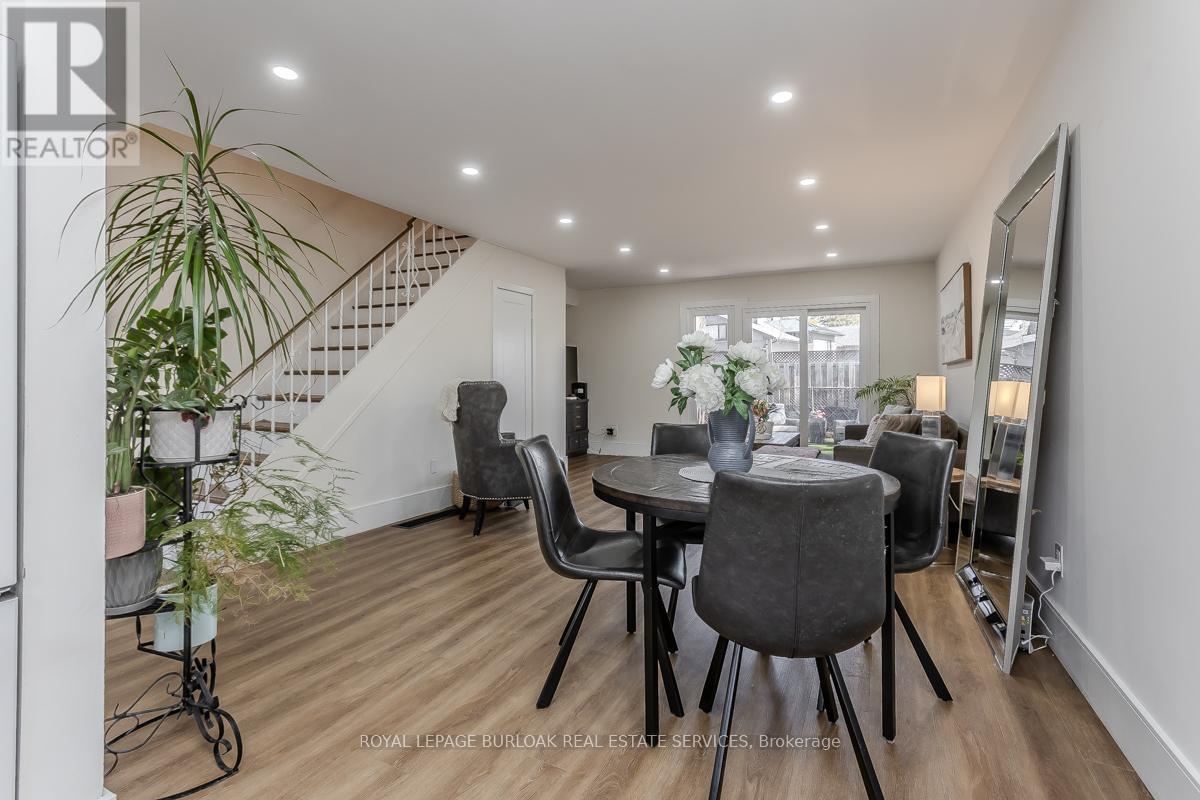 621 Francis Road, Burlington, Ontario  L7T 3X6 - Photo 8 - W12926172