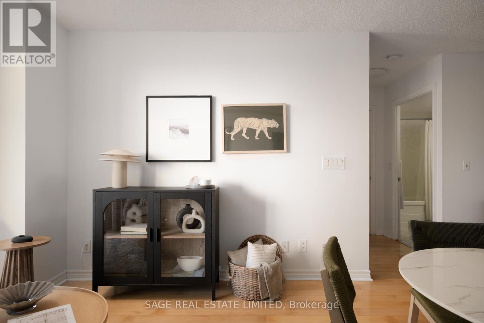 1604 - 5 Michael Power Place, Toronto, Ontario  M9A 0A3 - Photo 11 - W12926176