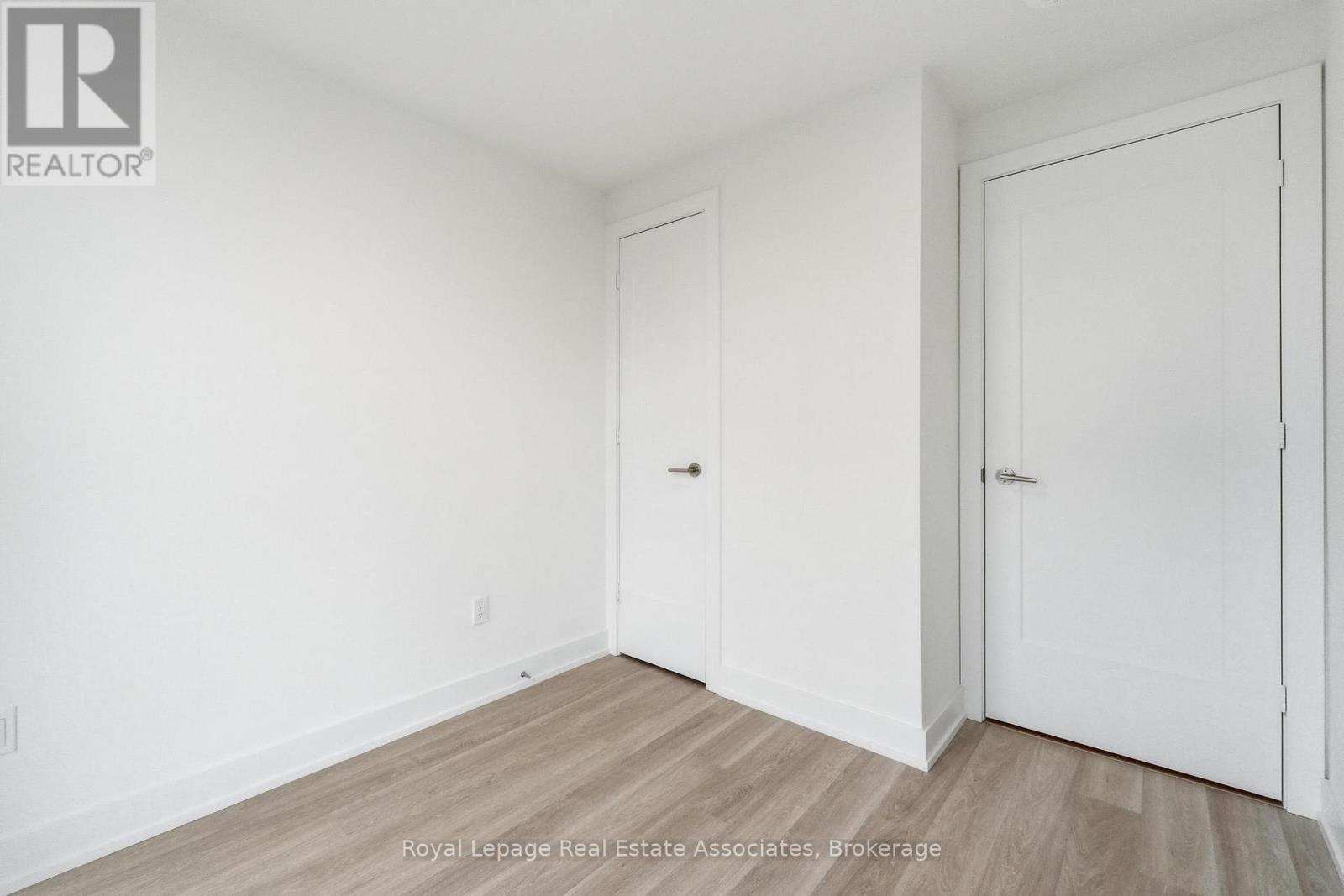 801 - 25 Cordova Avenue, Toronto (Islington-City Centre West), Ontario  M9A 0E5 - Photo 10 - W12926190