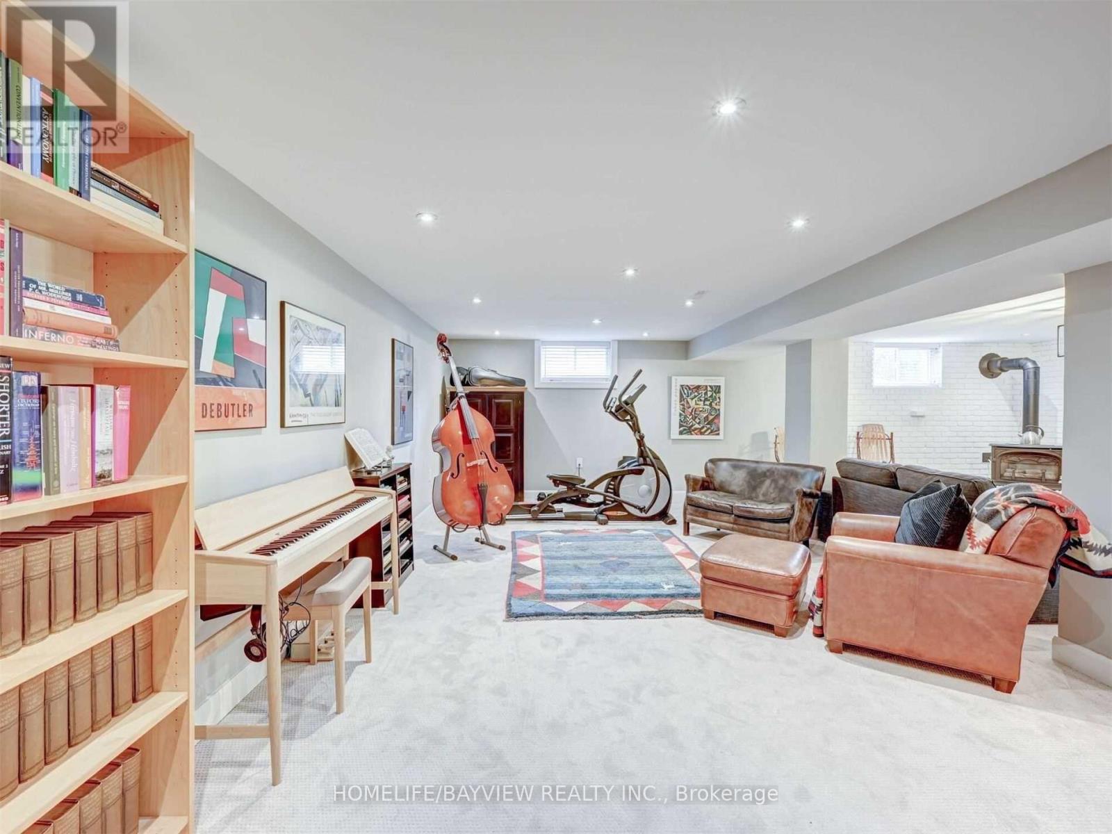 414 Dorchester Crescent, Burlington, Ontario  L7T 2X4 - Photo 27 - W12926212