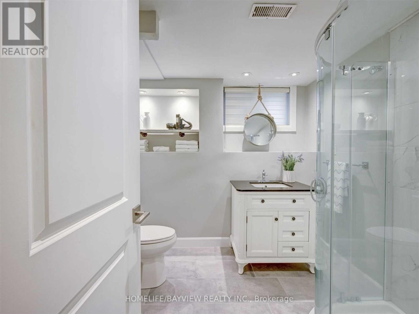 414 Dorchester Crescent, Burlington, Ontario  L7T 2X4 - Photo 31 - W12926212