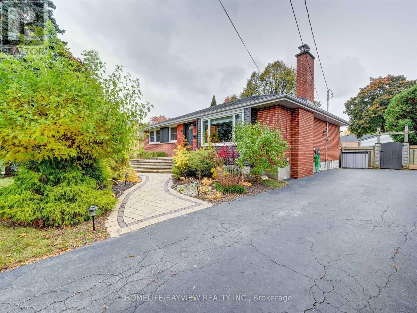 414 Dorchester Crescent, Burlington, Ontario  L7T 2X4 - Photo 40 - W12926212