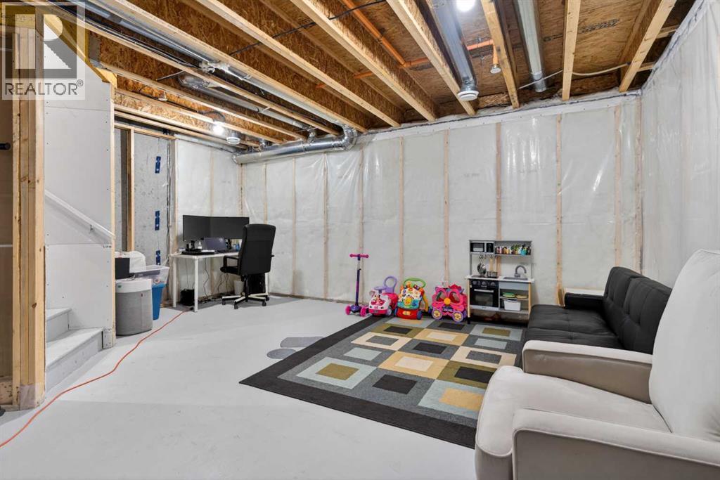 196 Livingston View NE, Calgary, Alberta  T3P 0Z9 - Photo 39 - A2296716