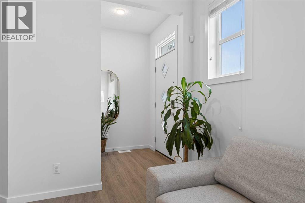 196 Livingston View NE, Calgary, Alberta  T3P 0Z9 - Photo 6 - A2296716