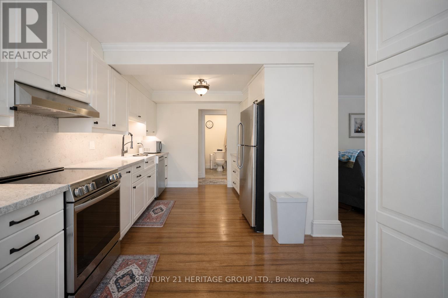 102 - 67 Caroline Street S, Hamilton, Ontario  L8P 3K6 - Photo 7 - X12926110