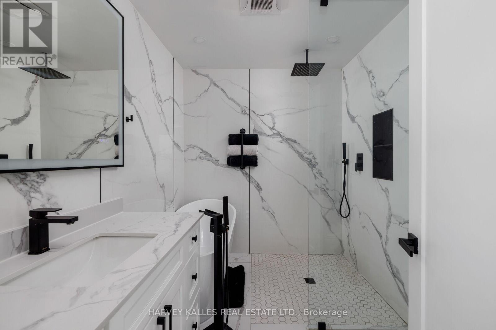 3184 Lakeshore Road, Haldimand (Dunnville), Ontario  N1A 2W8 - Photo 19 - X12926128