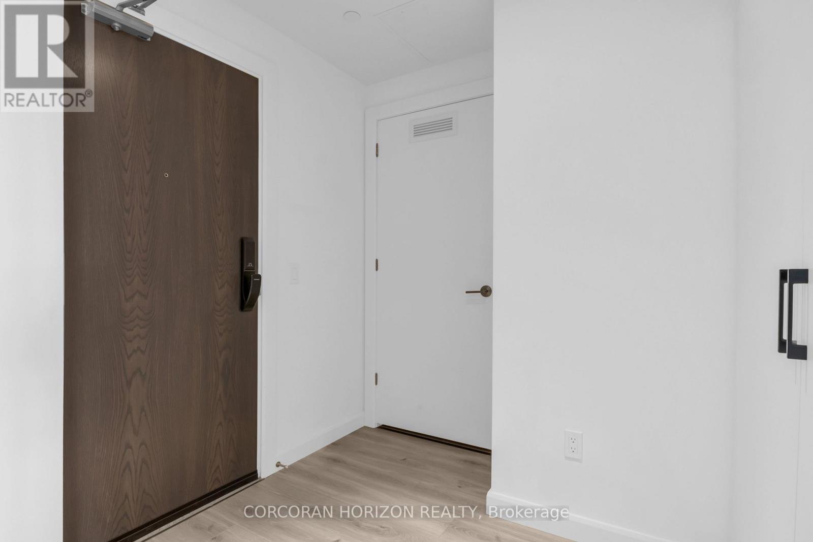 1708 - 741 King Street W, Kitchener, Ontario N2G 0E9 - Photo 9 - X12926132