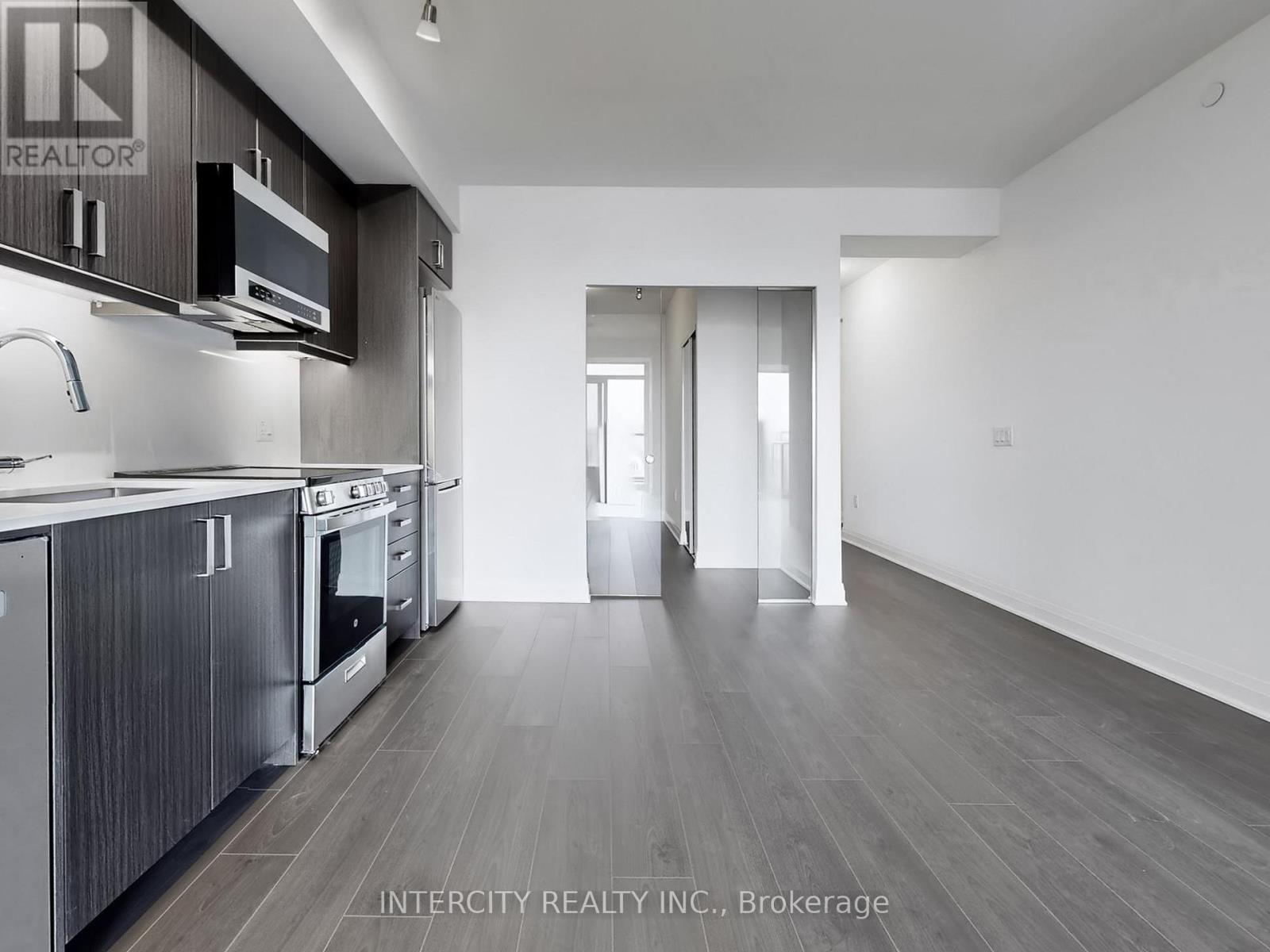 516 - 700 Sheppard Avenue W, Toronto, Ontario M3H 0G5 - Photo 16 - C12863542