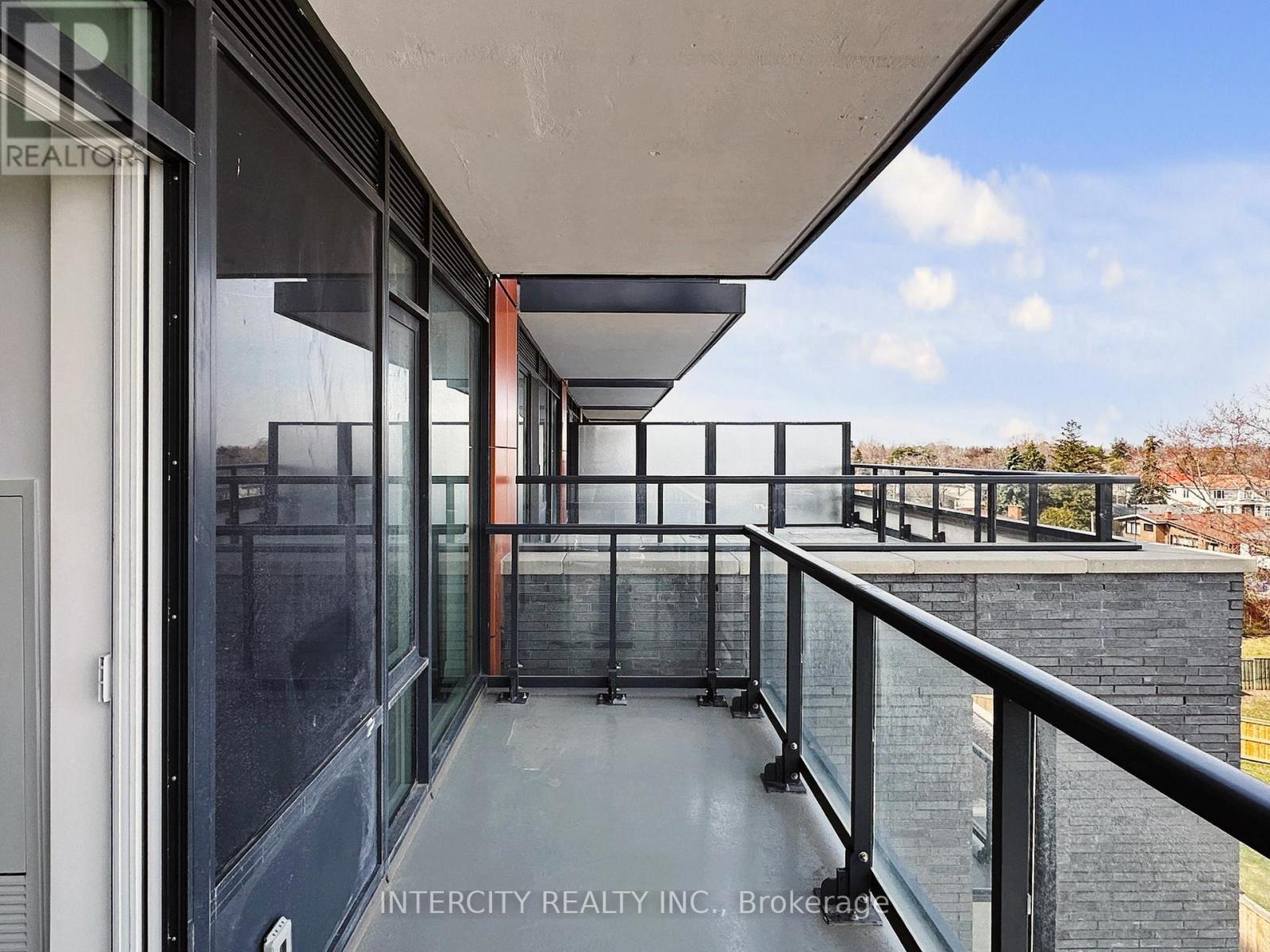 516 - 700 Sheppard Avenue W, Toronto, Ontario M3H 0G5 - Photo 32 - C12863542