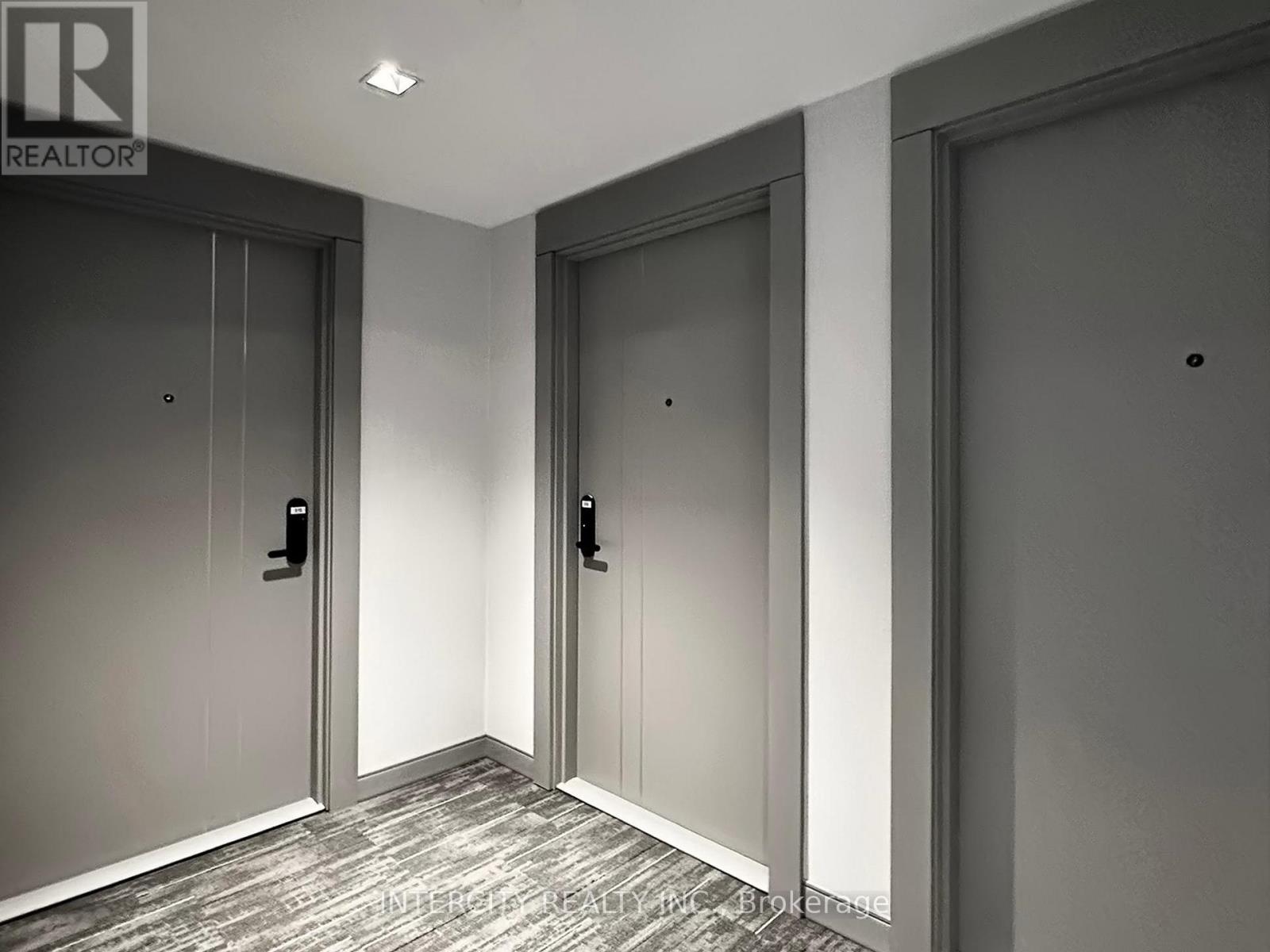 516 - 700 Sheppard Avenue W, Toronto, Ontario M3H 0G5 - Photo 31 - C12863542