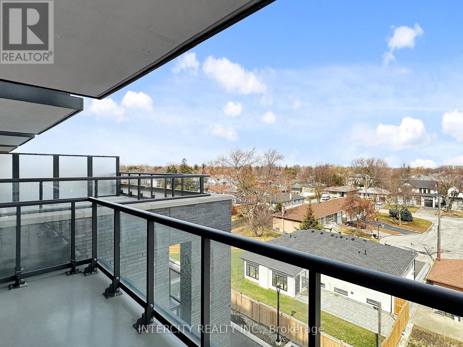 516 - 700 Sheppard Avenue W, Toronto, Ontario M3H 0G5 - Photo 33 - C12863542