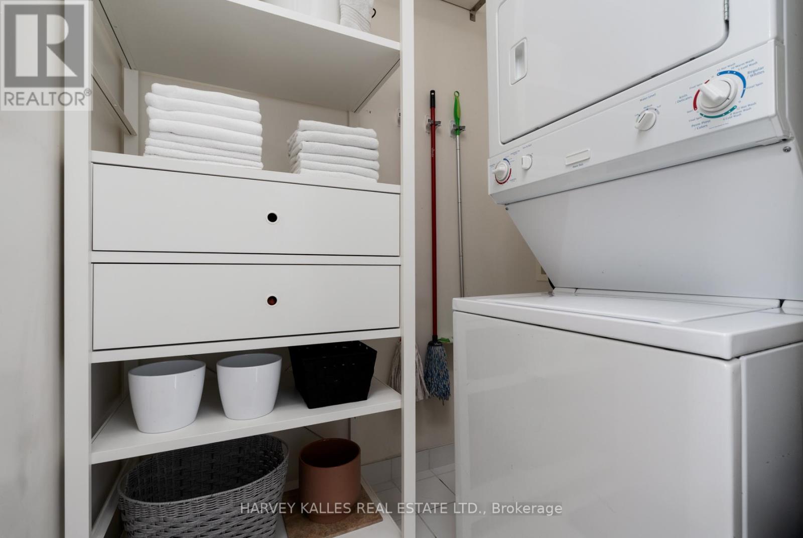 317 - 380 Macpherson Avenue, Toronto, Ontario  M4V 3E3 - Photo 30 - C12926206