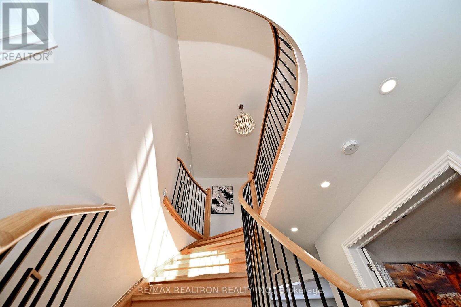 1128 Corrie Street, Innisfil, Ontario  L9S 1W9 - Photo 11 - N12708564