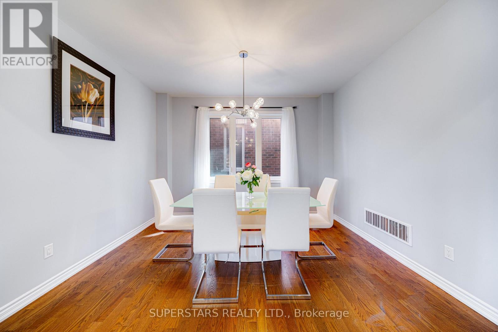 31 Roy Harper Avenue, Aurora, Ontario  L4G 0V4 - Photo 8 - N12925146