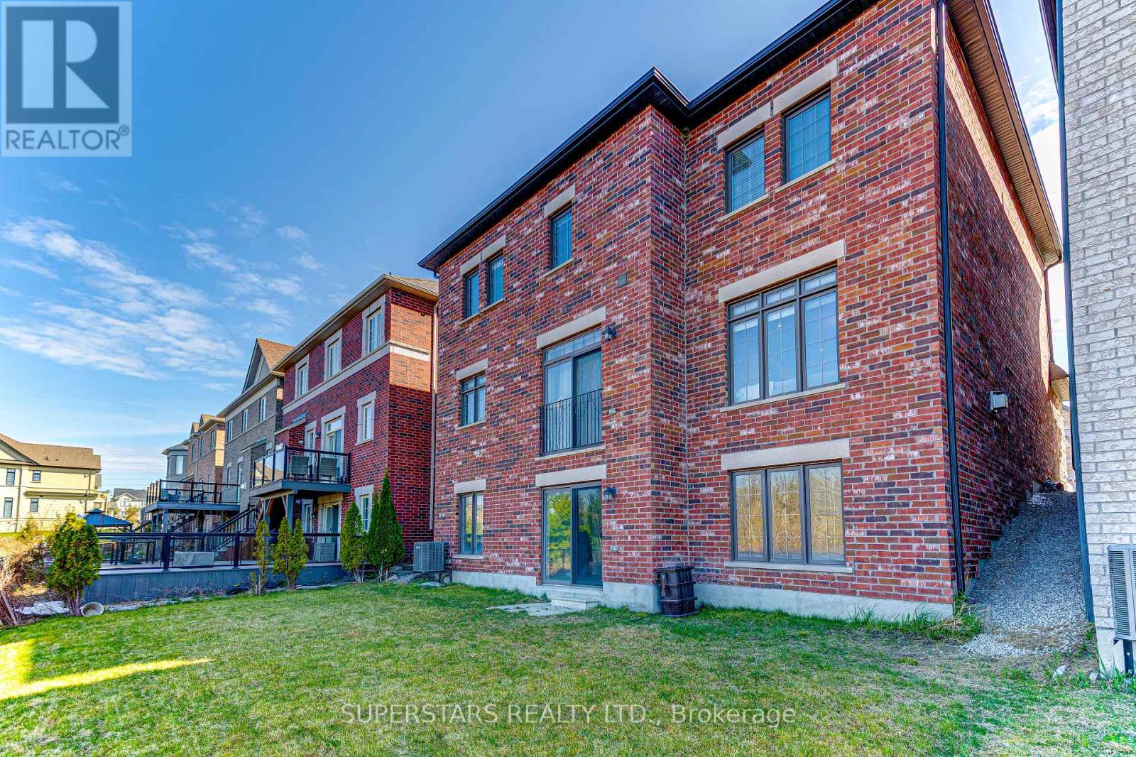 31 Roy Harper Avenue, Aurora, Ontario  L4G 0V4 - Photo 30 - N12925146