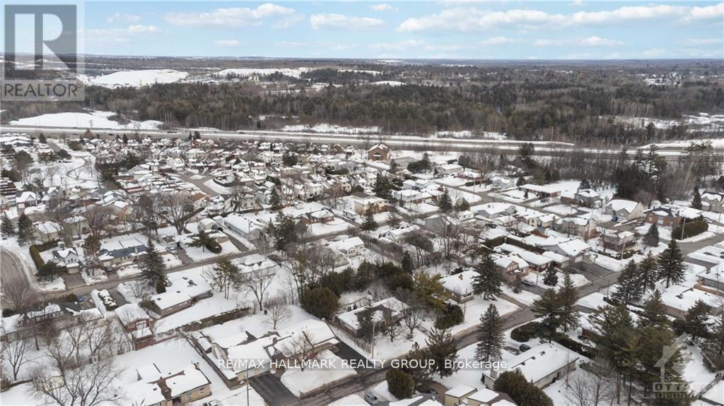 999 Laporte Street, Ottawa, Ontario  K1J 7B2 - Photo 17 - X12689550