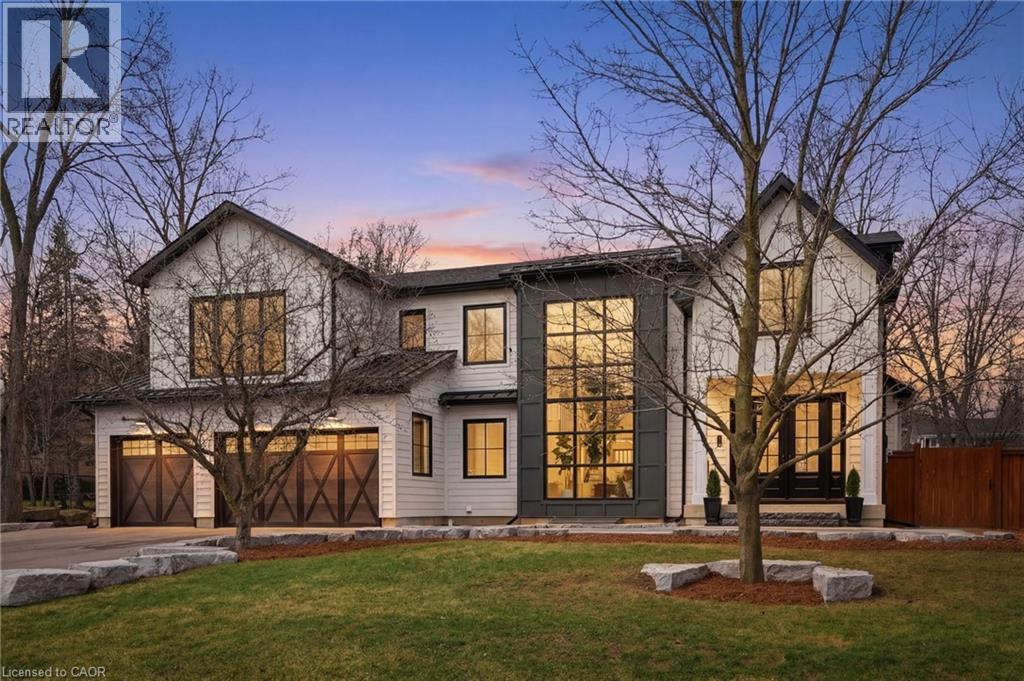 136 ROCKCLIFFE Road, Waterdown, Ontario