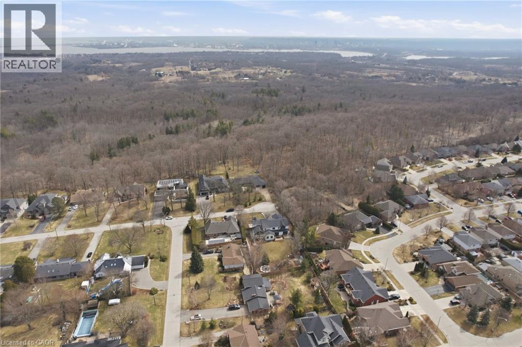 136 Rockcliffe Road, Waterdown, Ontario  L9H 7H3 - Photo 49 - 40815494